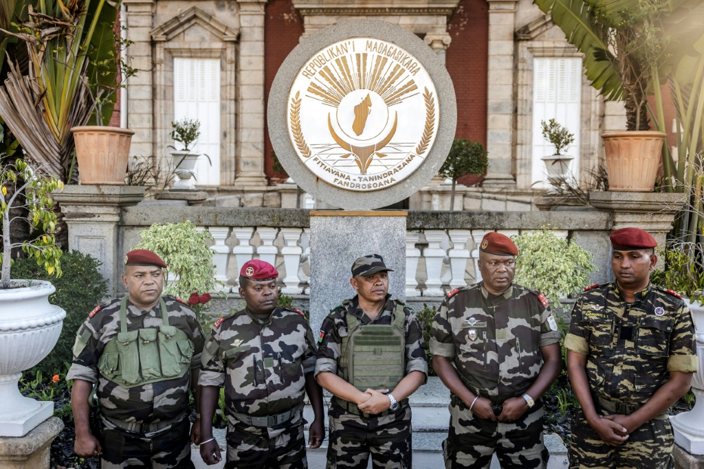 Madagascar : Michaël Randrianirina, le colonel qui a renversé le président et pris le pouvoir