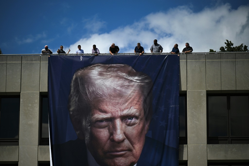 Maison Blanche, Washington: Trump met en scène son pouvoir de président-bâtisseur