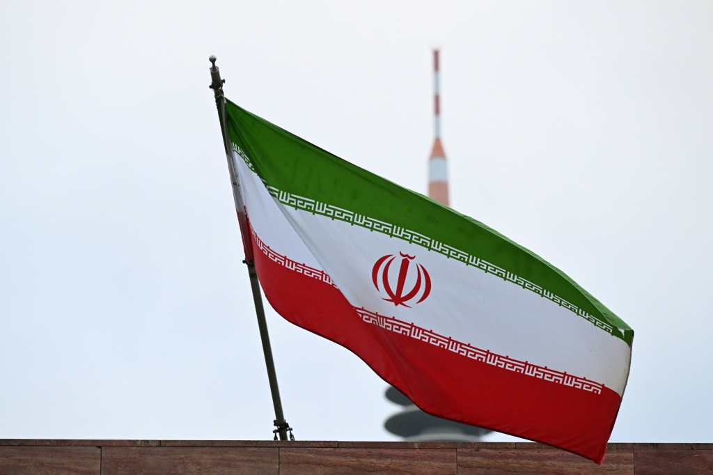 Nucléaire iranien : les Européens amorcent le rétablissement des sanctions contre Téhéran